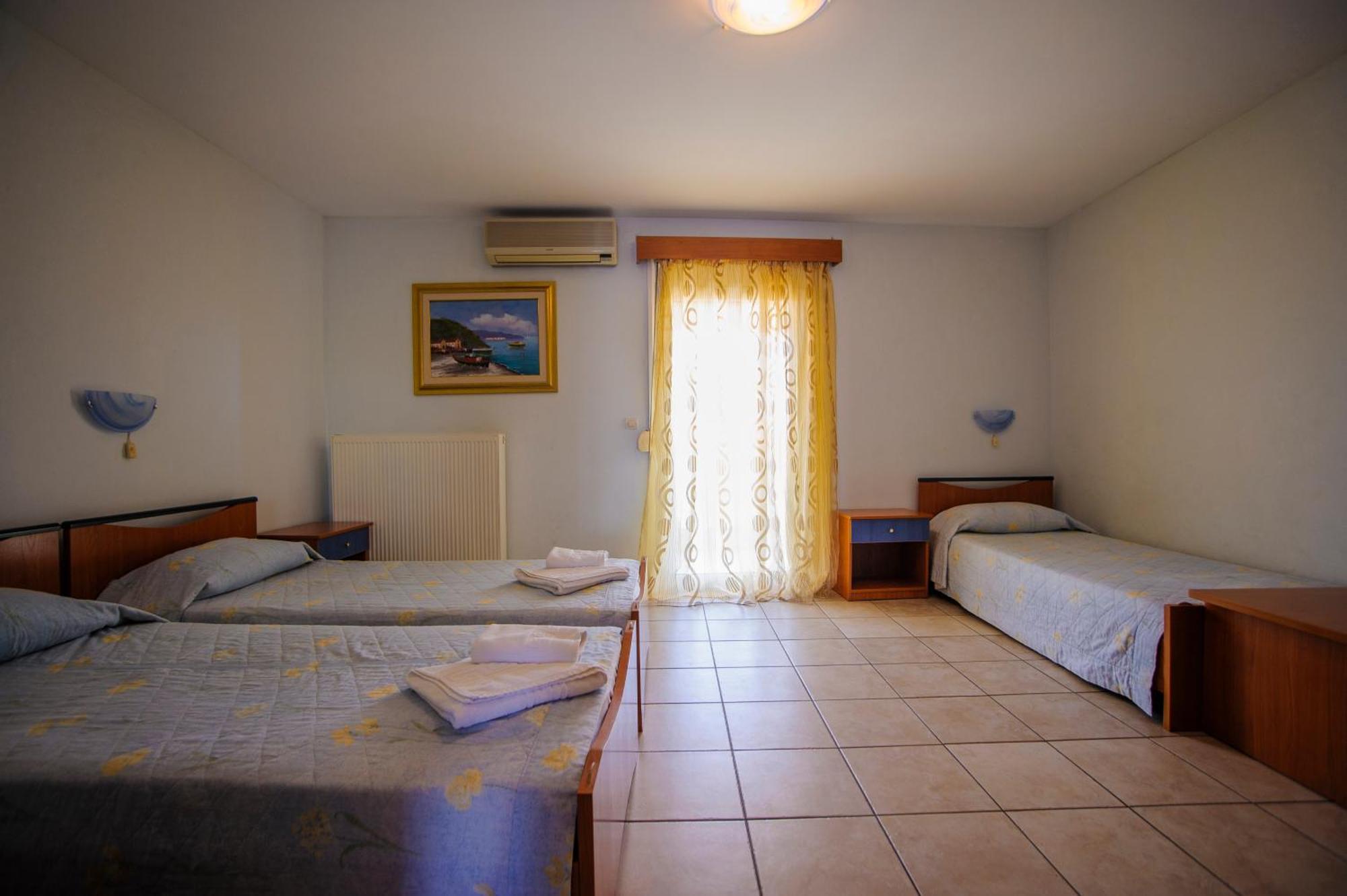Hotel Europa Olympiakí Aktí Dış mekan fotoğraf