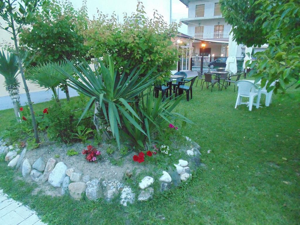 Hotel Europa Olympiakí Aktí Dış mekan fotoğraf